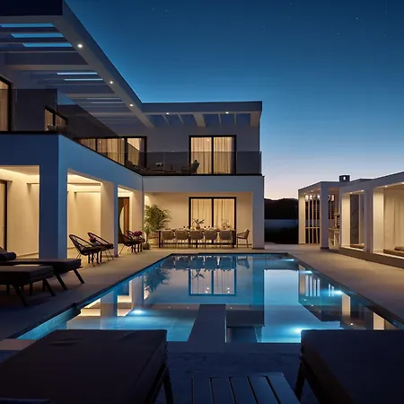别墅 Nosel Villa, A Design Retreat With Iconic Pool, By Thinkvilla *